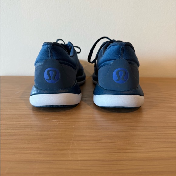 Lululemon Chargefeel size 9 - Picture 3 of 5